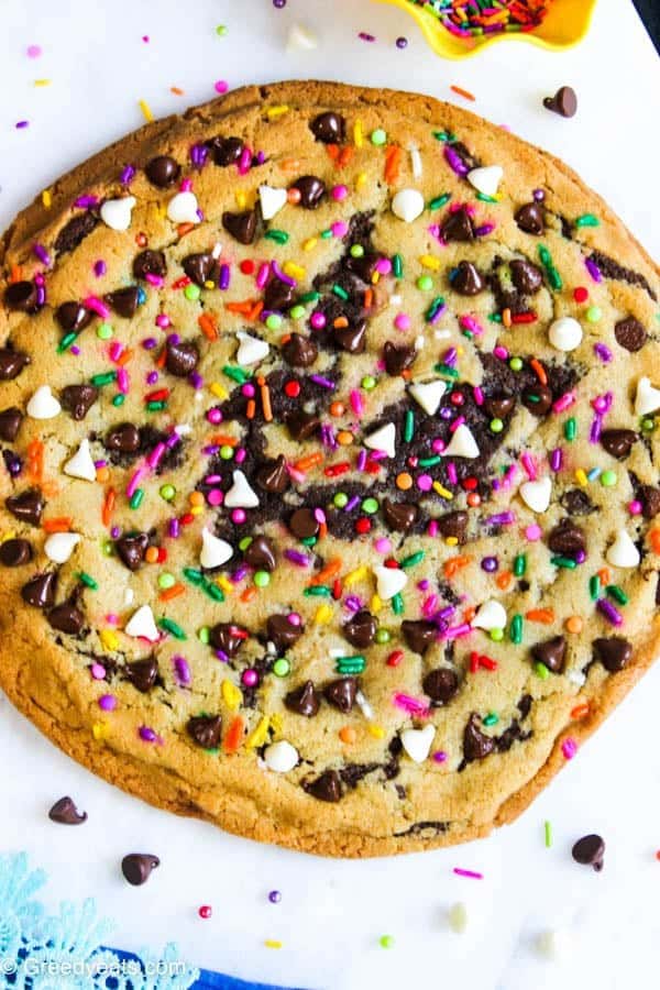 Chewy and soft giant birthday cookie recipe