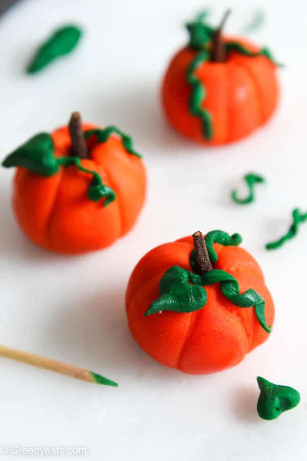 Oatmeal pumpkin cookies-homemade pumpkin toppers