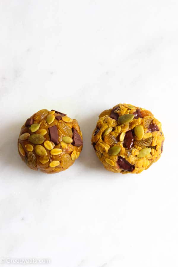 Oatmeal pumpkin cookies dough