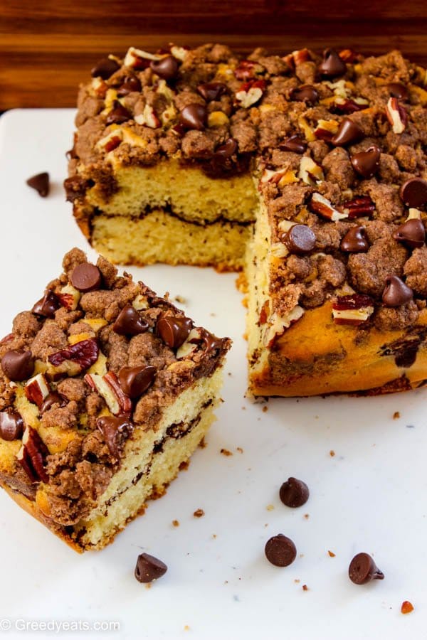 Warm cinnamon crumb topping with melty choc chips and nuts is the best thing of a coffee crumb cake. Wouldn't you agree?