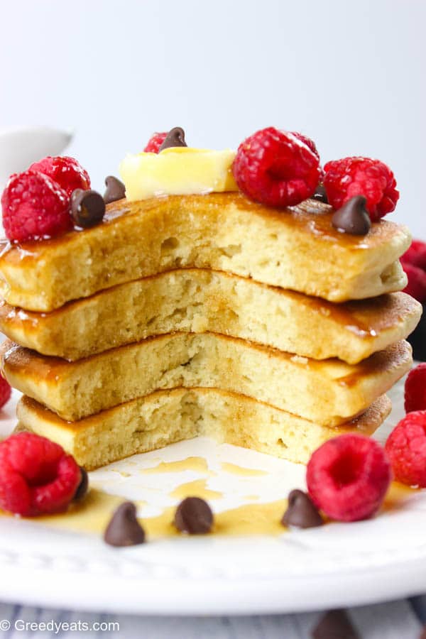 Soft and fluffy, quick and easy pancakes recipe for your morning breakfasts and brunches!