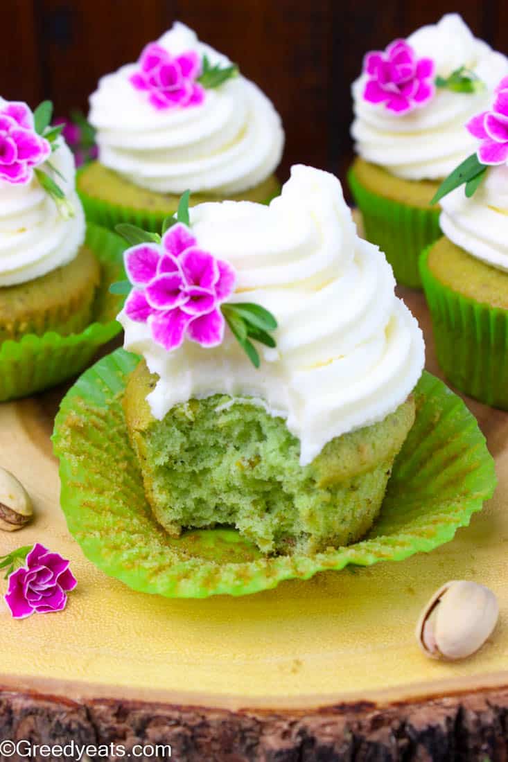 These pisctachio cupcakes are made with real pistachios and no artificial pistachio pudding. 