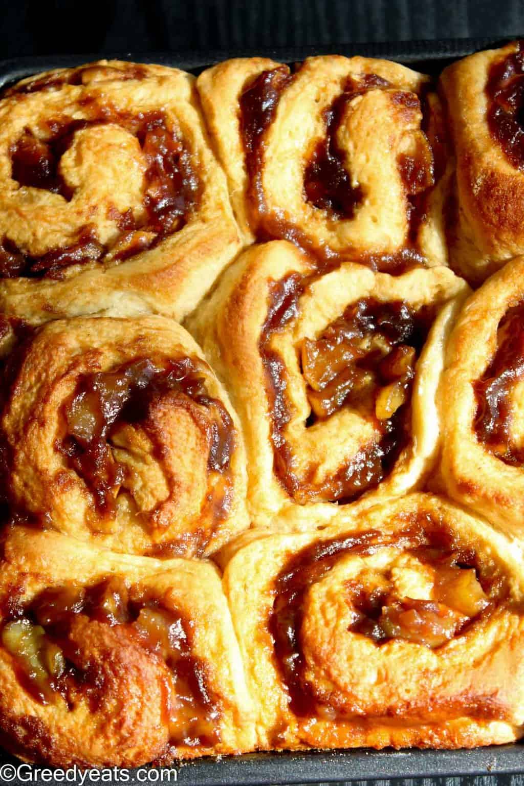 Don't let this fall season pass without baking these apple cinnamon rolls recipe made with apple butter and fresh apple chunks!