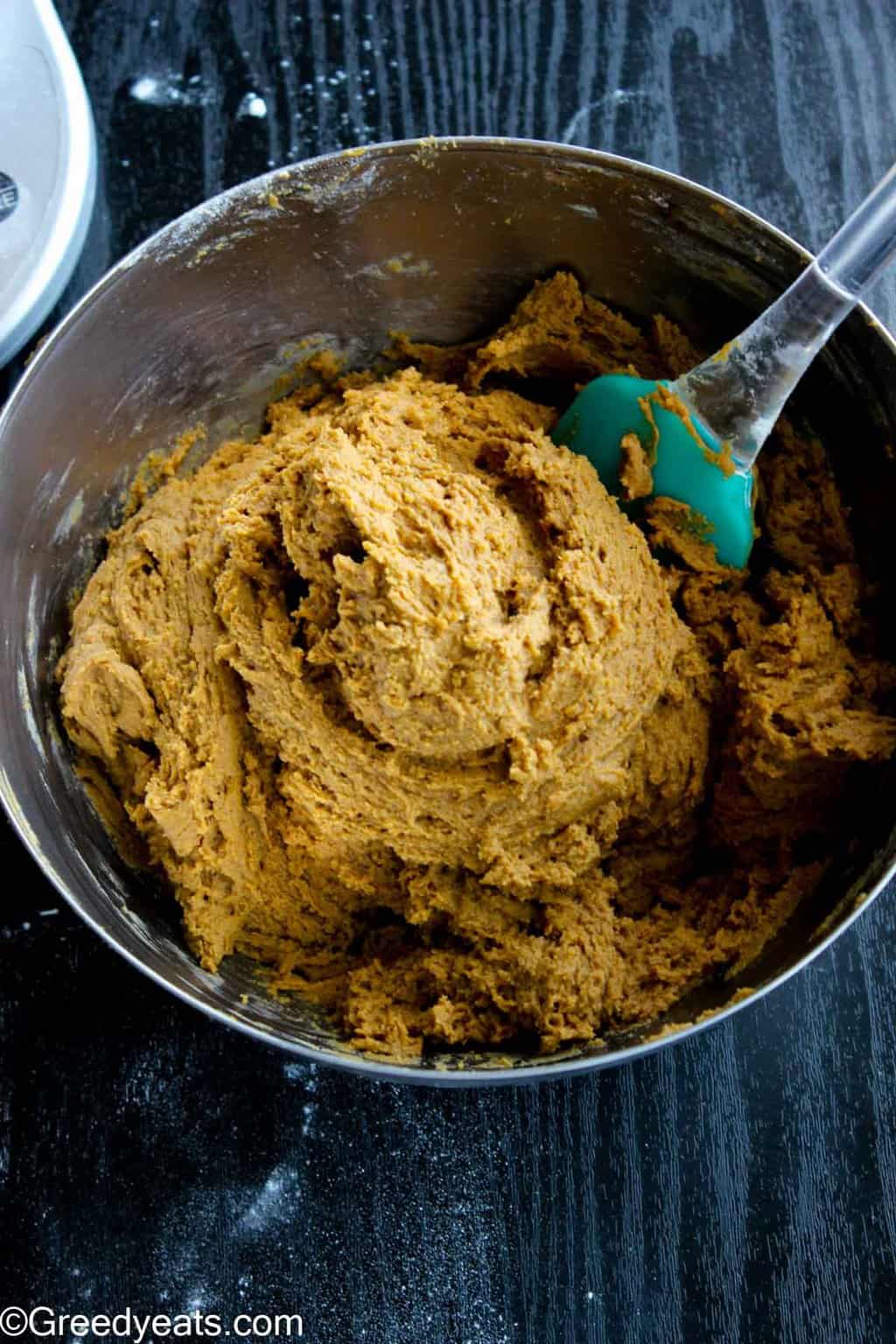 How to make Molasses Cookies on Greedyeats.com