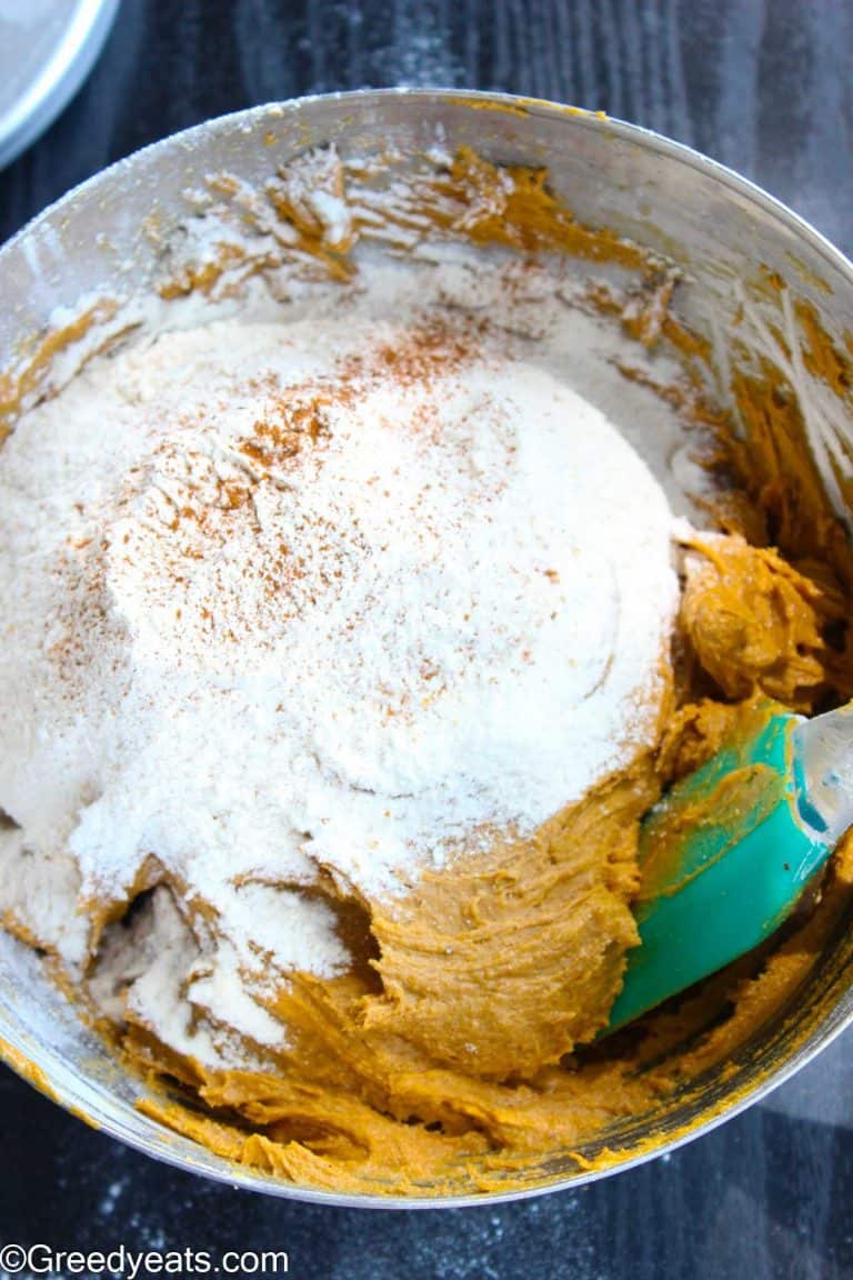 Best Molasses Cookie Recipe (Chewy Molasses Cookies) - Greedy Eats