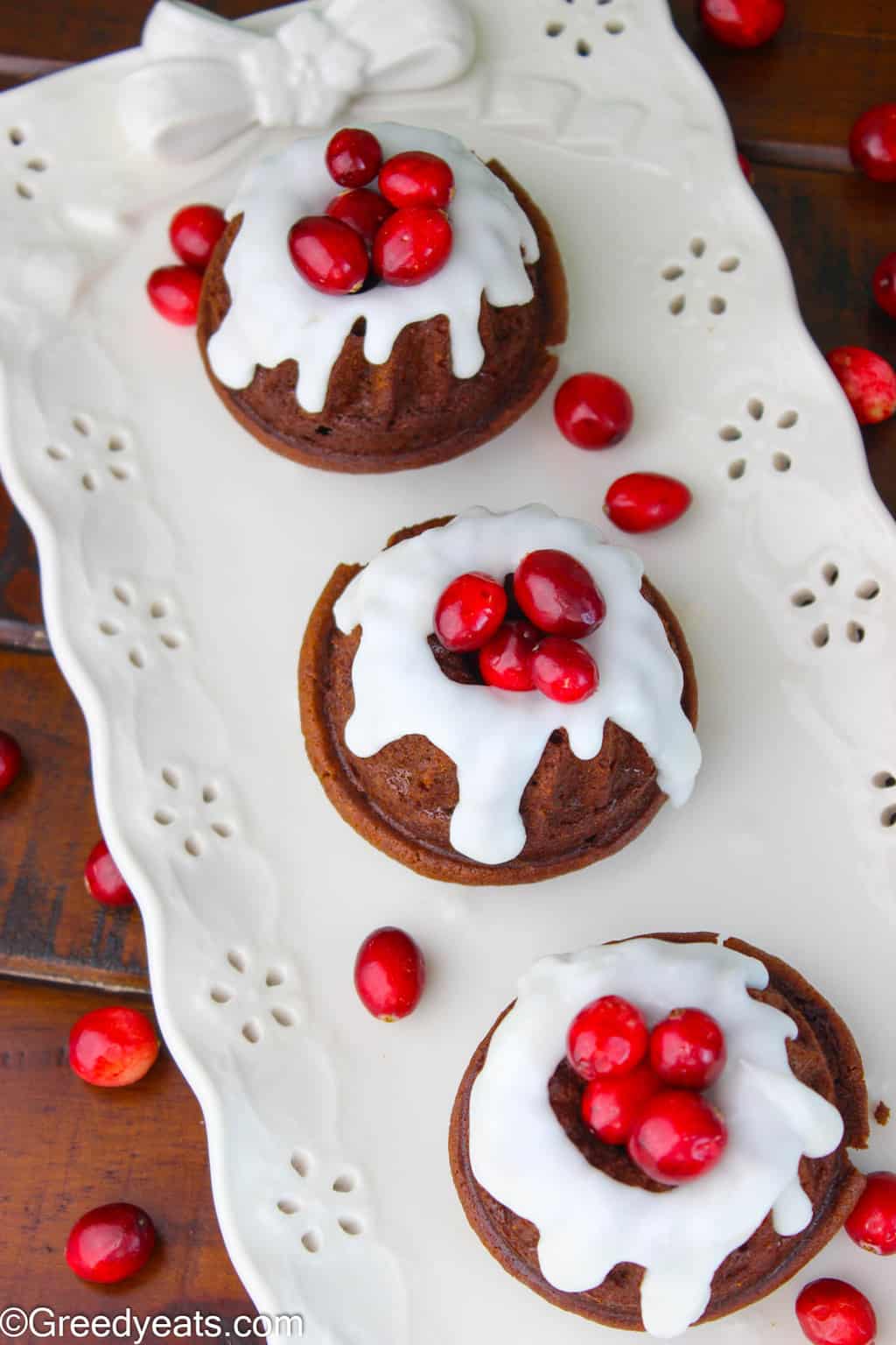 Gingerbread Mini Bundt Cakes - Great Grub, Delicious Treats