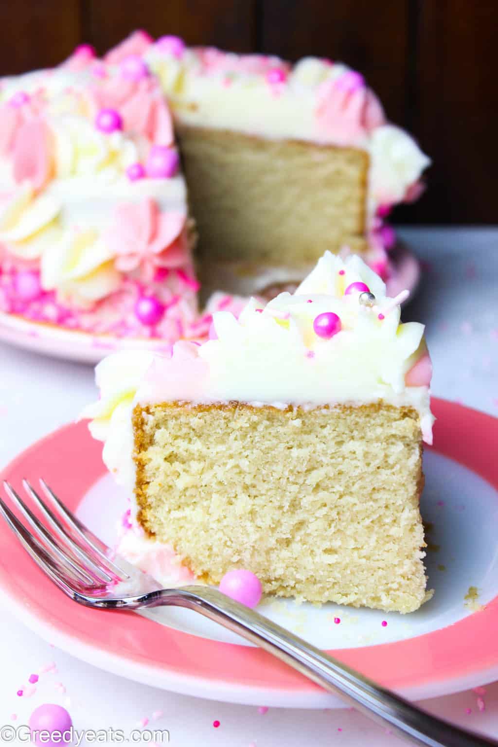 Small Vanilla Cake Recipe (Valentine Cake ideas) - Greedy Eats