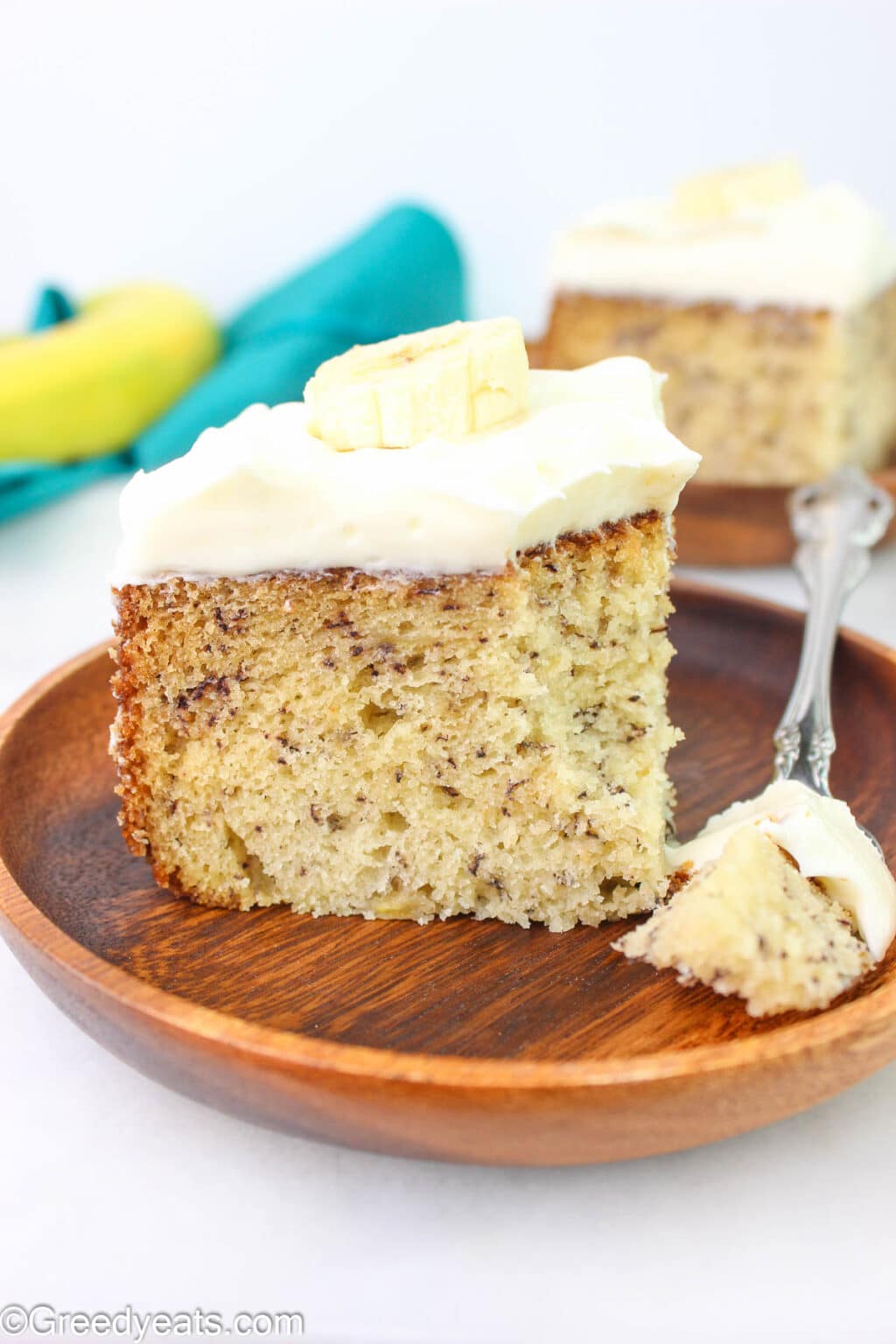 Easy Banana Cake Recipe - Greedy Eats