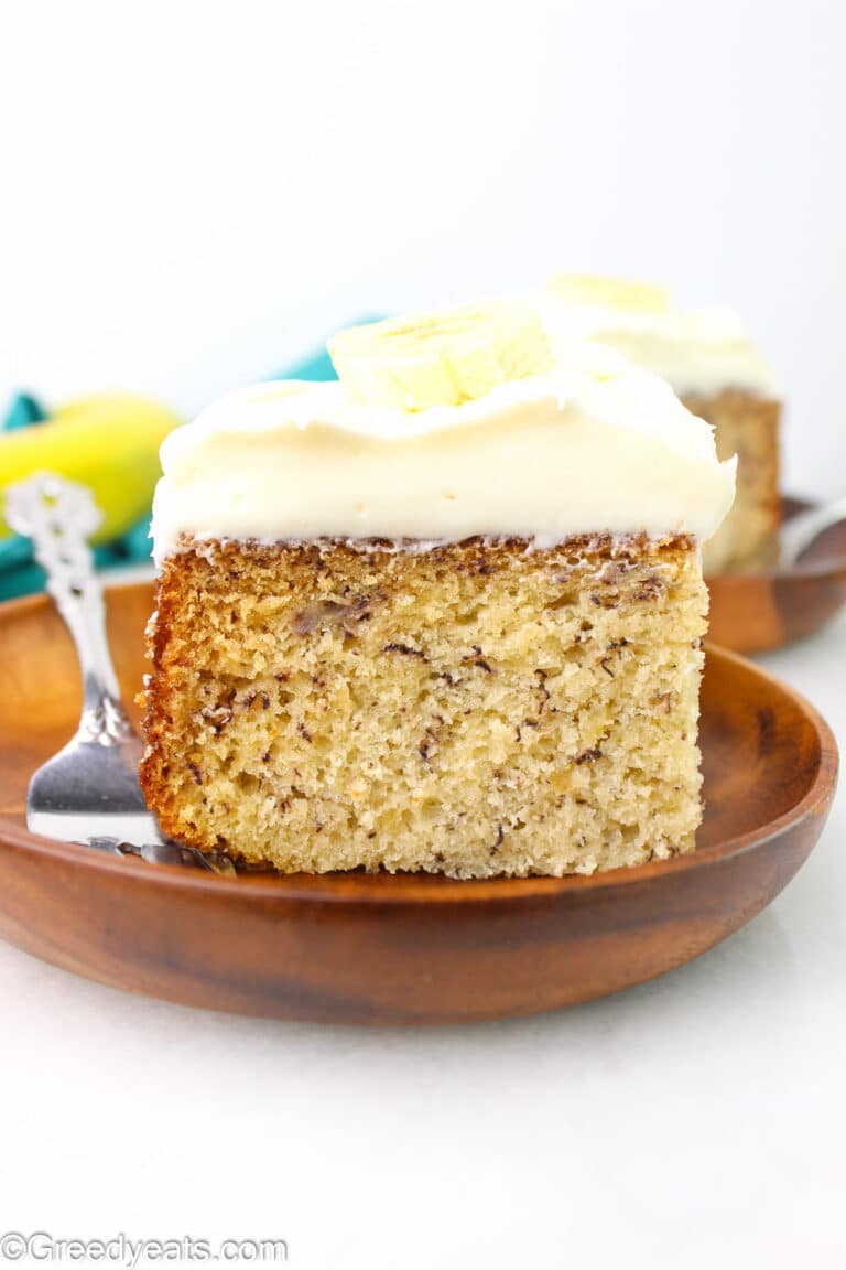 Easy Banana Cake Recipe - Greedy Eats