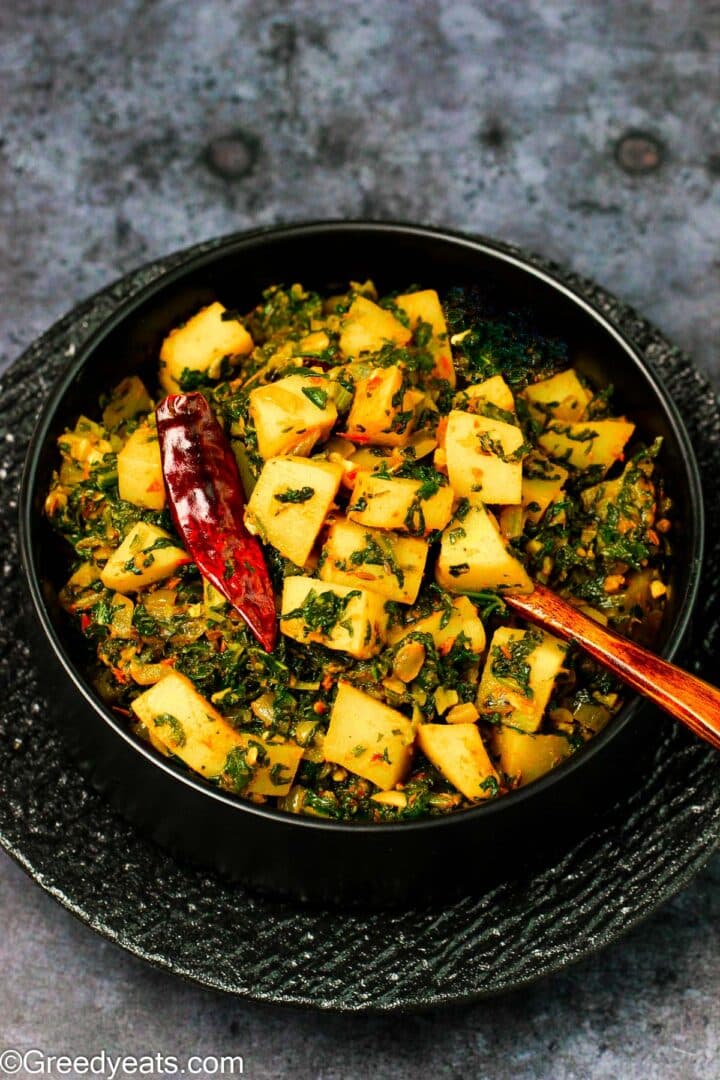 Aloo Palak (Indian Spinach Dish) Greedy Eats